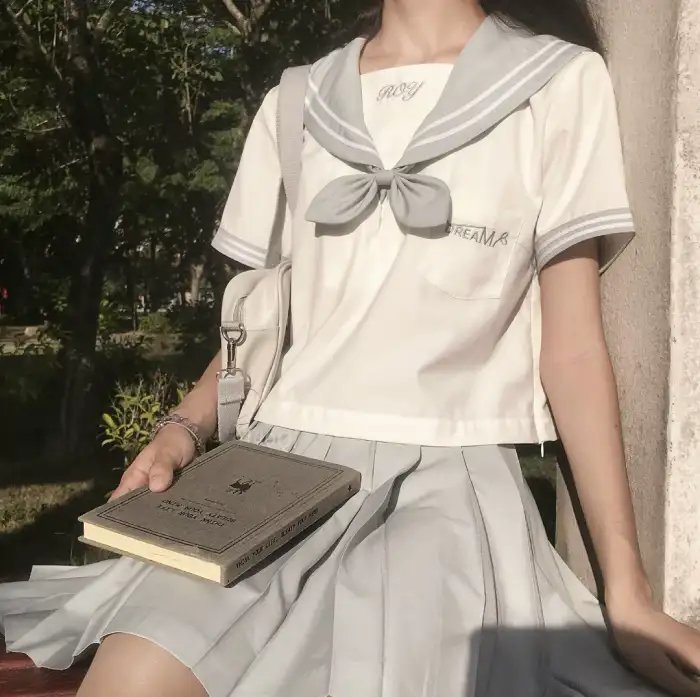 喀布尔的燕子